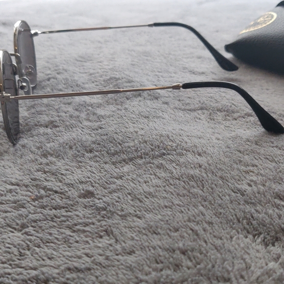 Round Silver Sunglasses - Picture 2 of 5